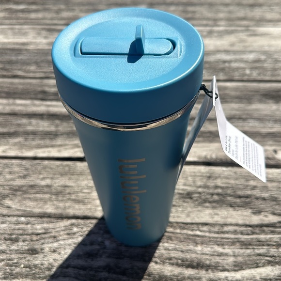 Lululemon Back to Life Tumbler 24oz Marlin Blue NWT - Picture 2 of 5